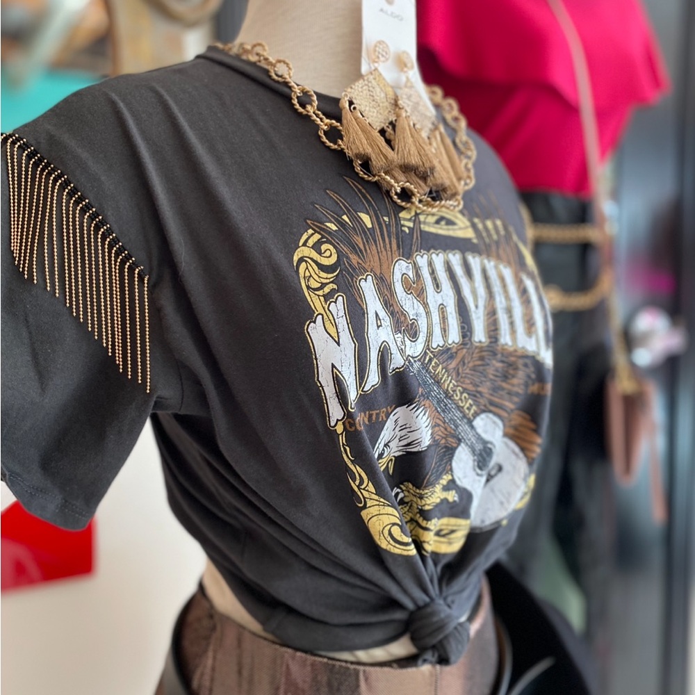 🌺OG 
Nashville Fringe Chain Tee